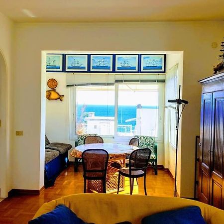 Attico Sul Mare A Sanremo Apartment Bagian luar foto