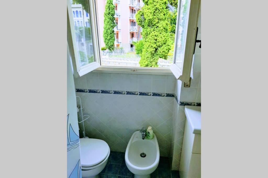 Attico Sul Mare A Sanremo Apartment Bagian luar foto