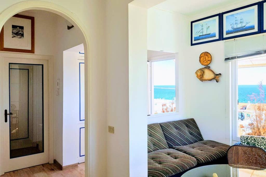 Attico Sul Mare A Sanremo Apartment Bagian luar foto